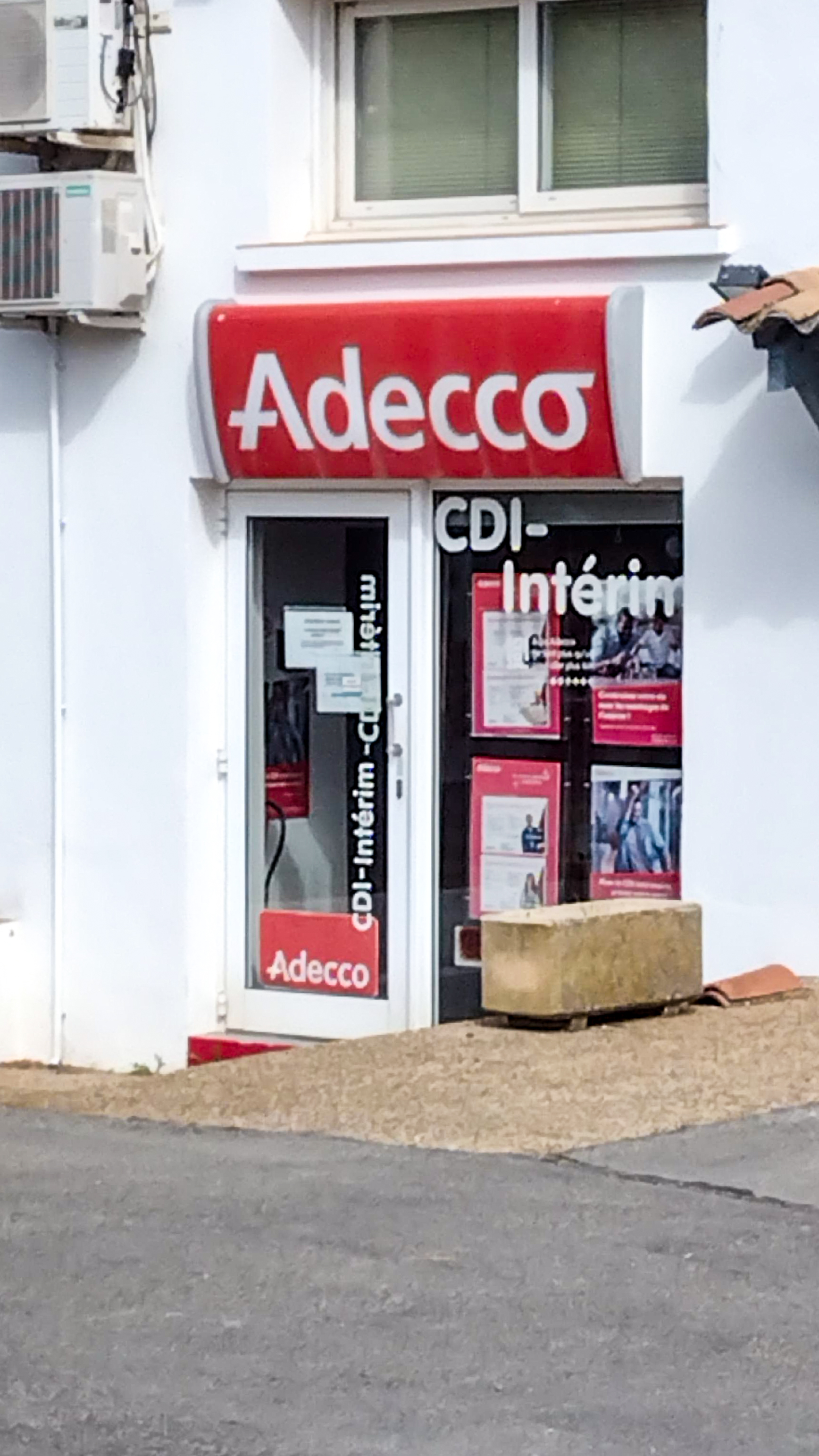 Foto 39 di Adecco Pertuis